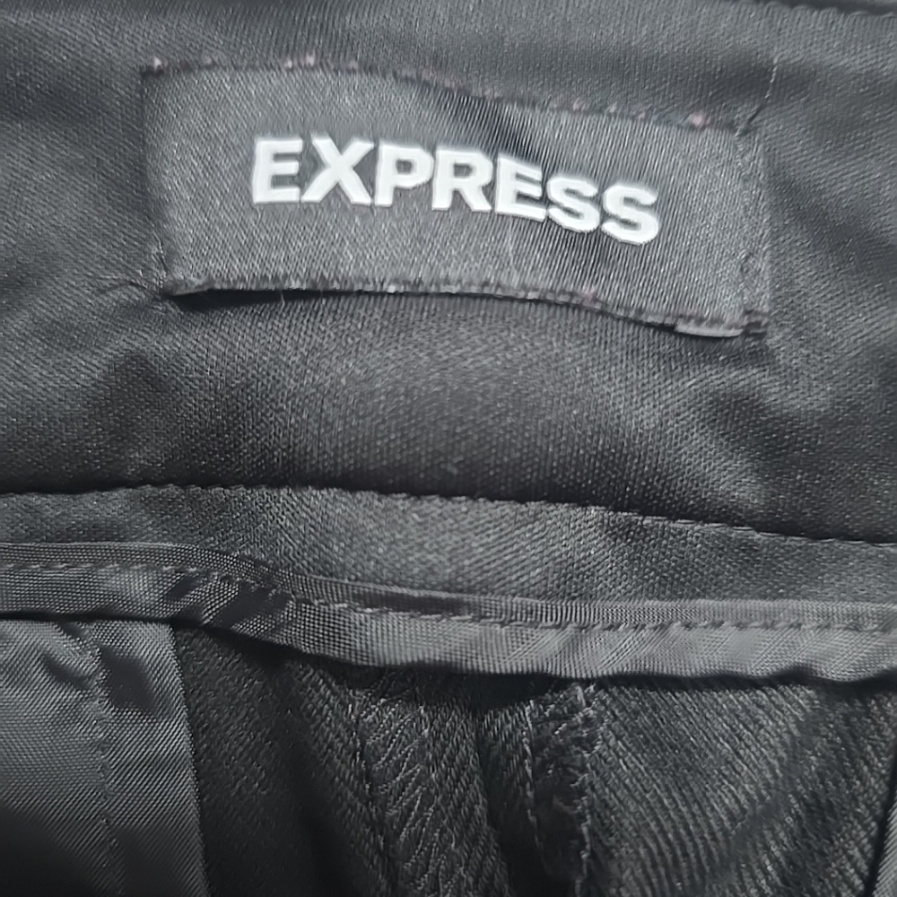 Express Womens Black Dress Shorts Size 8 Side Zip Midi High Rise - Picture 3 of 13